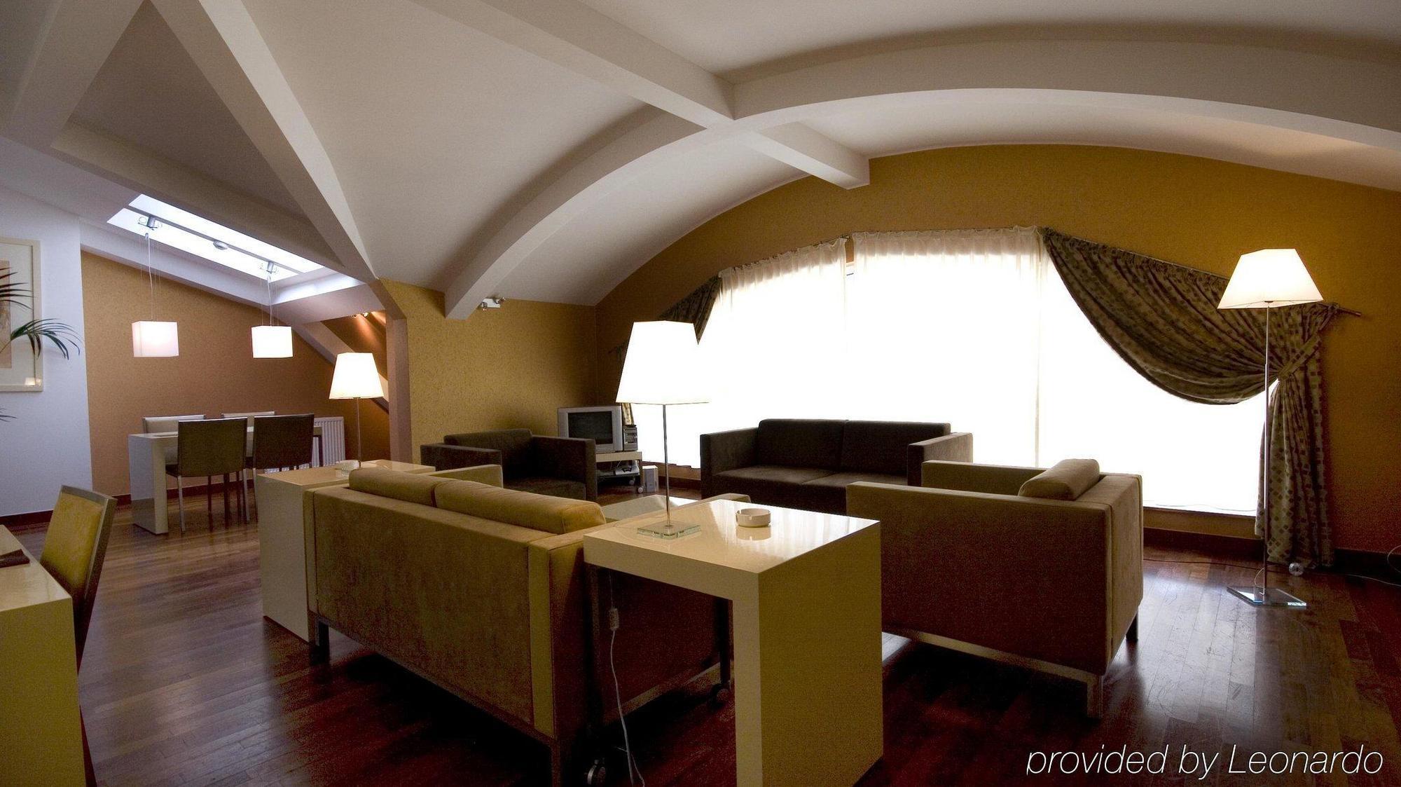 Mamaison Diana Aparthotel